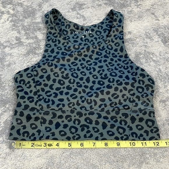 Allfenix Longline Sports Bra In Leopard Print Gray Back Cut Out Sz M - Picture 6 of 10